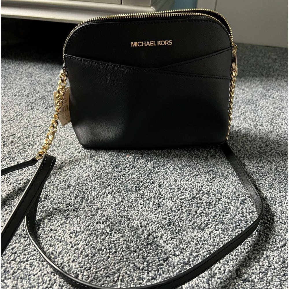 Michael kors cross bossy